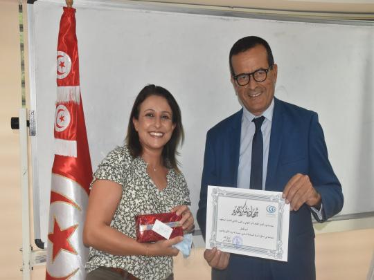 احتفالا بيوم العلم: الوكالة الوطنية للترددات تكرم المتفوقين من أبناء موظفيها