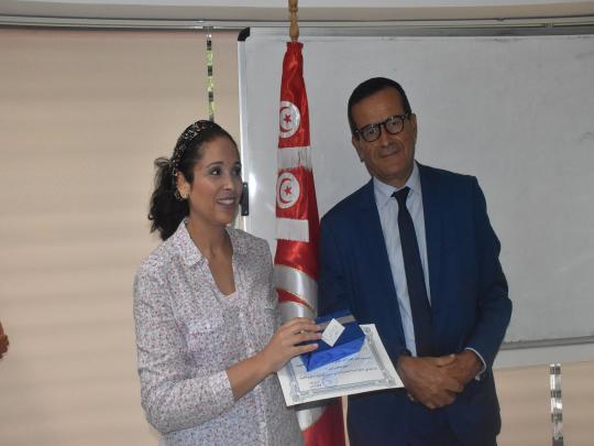 احتفالا بيوم العلم: الوكالة الوطنية للترددات تكرم المتفوقين من أبناء موظفيها