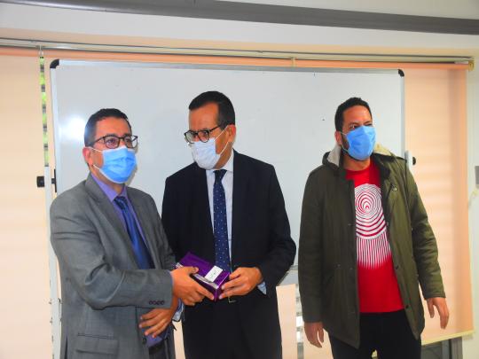 الوكالة الوطنية للترددات تحتفل بيوم العلم