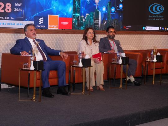 L’Agence Nationale des Fréquences a organisé, le mercredi 28 mai 2025, un atelier national intitulé &quot; Déploiement et Opportunités des Réseaux Privés 5G», à l’hôtel Royal ASBU à Tunis, en présence d’un parterre d’experts internationaux, d’acteurs nationaux du secteur des télécommunications ainsique des opérateurs publics de téléphonie mobile en Tunisie. Cet atelier visait à instaurer un dialogue national et une réflexion collective en vue d’établir les bases d’une approche concrète et claire pour le déploiem